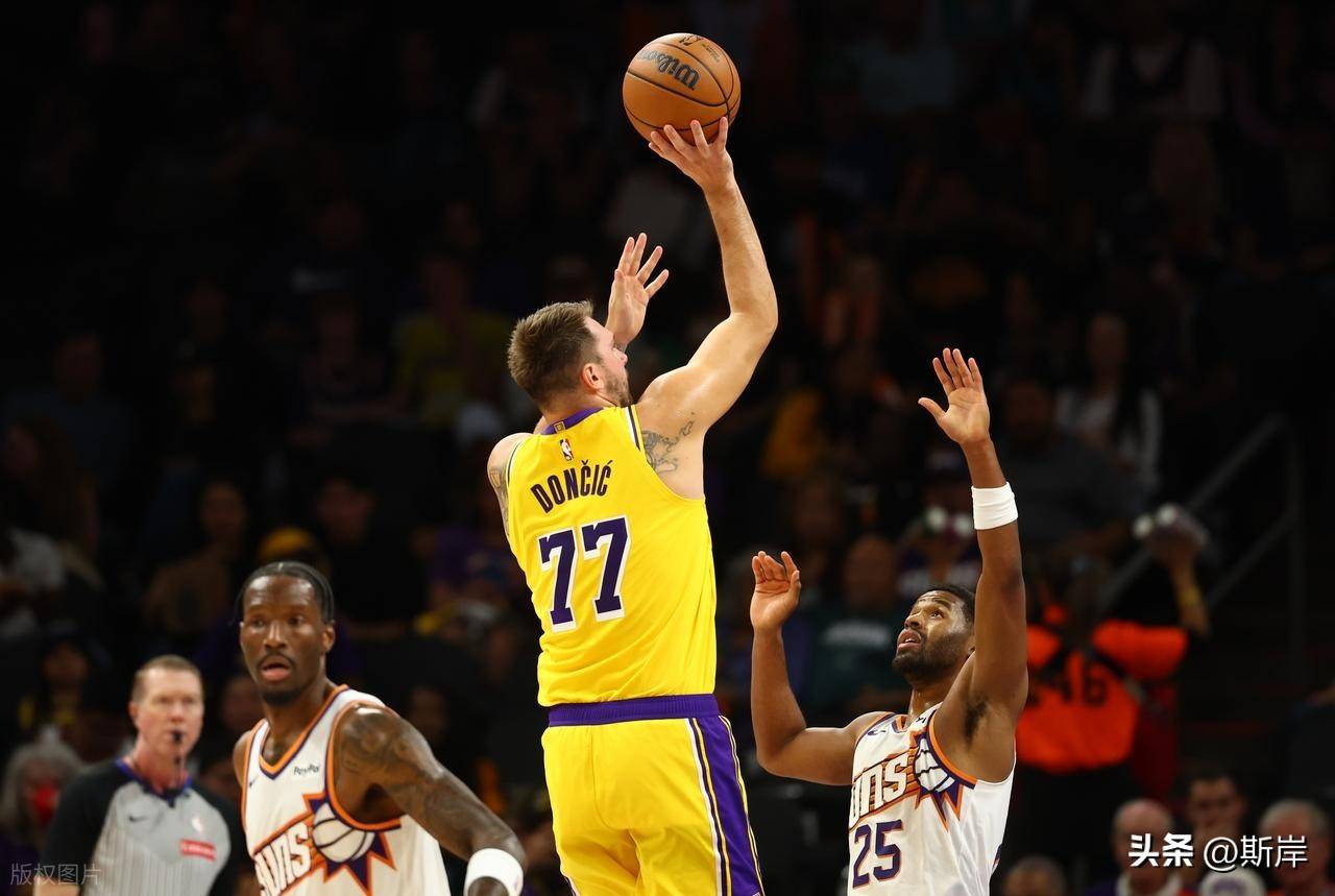 赛地聚焦——NBA常规赛关键时刻热度飙升,萨克拉门托国王豪取连胜,目标明确,临场指挥获称赞的简单介绍 赛地聚焦——NBA常规赛关键时刻热度飙升,萨克拉门托国王豪取连胜,目标明确,临场指挥获称赞的简单介绍